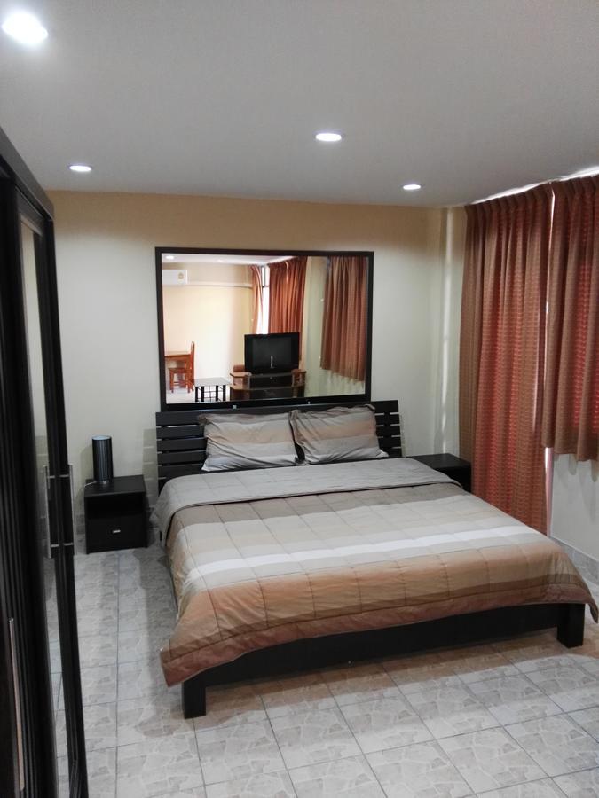 Jomtien Sunset Guesthouse Dış mekan fotoğraf